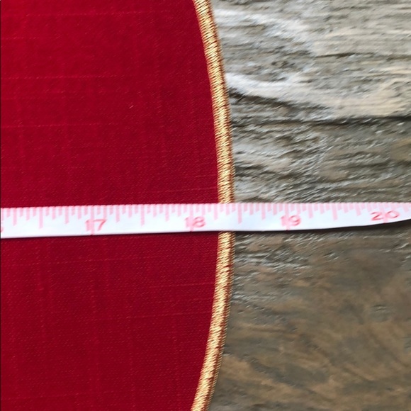 Gold Trim Red Solid Oval Dining Table Placemats - Picture 4 of 5